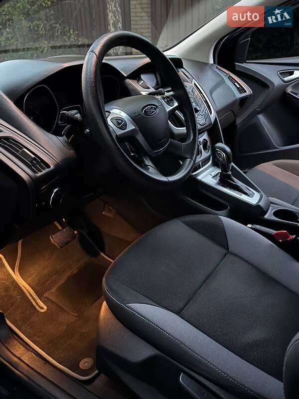 Хетчбек Ford Focus 2014 в Запоріжжі