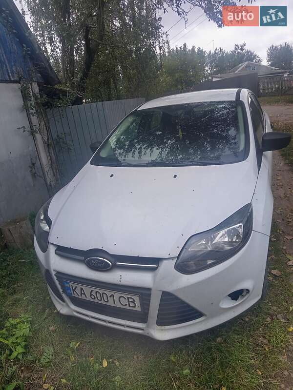 Седан Ford Focus 2014 в Киеве фото Седан Ford Focus 2014 в Киеве
