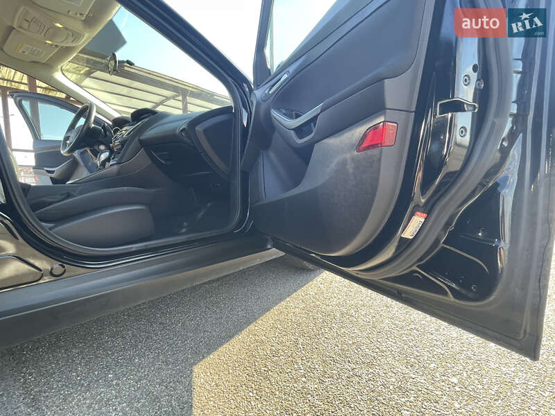 Хэтчбек Ford Focus 2017 в Киеве фото 17 Хэтчбек Ford Focus 2017 в Киеве