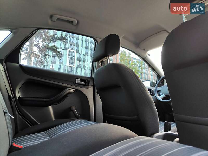 Хетчбек Ford Focus 2008 в Києві