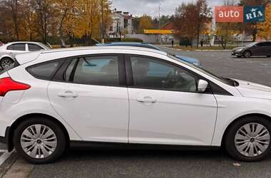 Хэтчбек Ford Focus 2015 в Киеве Хэтчбек Ford Focus 2015 в Киеве