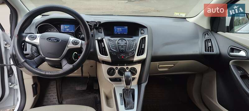 Хетчбек Ford Focus 2014 в Києві фото 6 Хетчбек Ford Focus 2014 в Києві