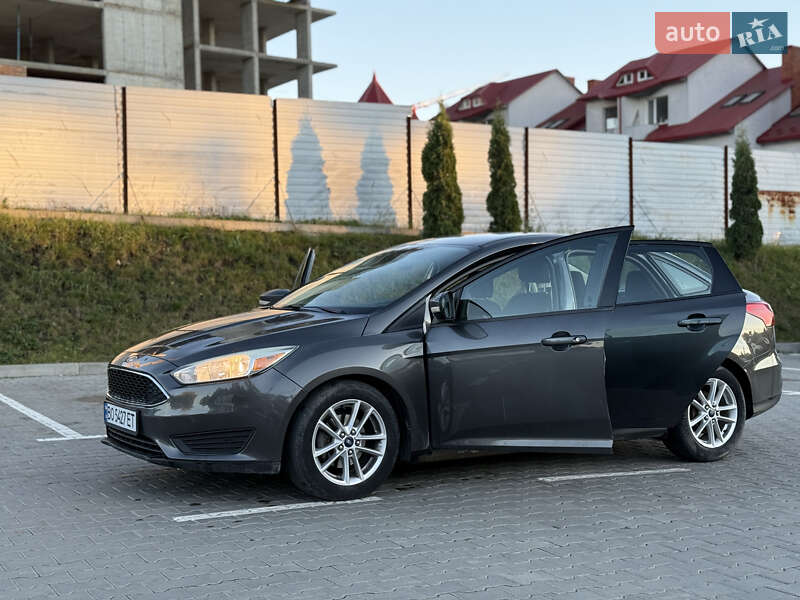 Седан Ford Focus 2015 в Збаражі фото 6 Седан Ford Focus 2015 в Збаражі