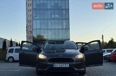 Седан Ford Focus 2015 в Збараже
