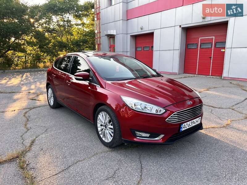 Хэтчбек Ford Focus 2016 в Запорожье