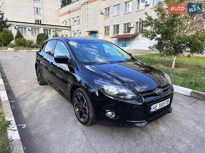 Хэтчбек Ford Focus 2012 в Запорожье