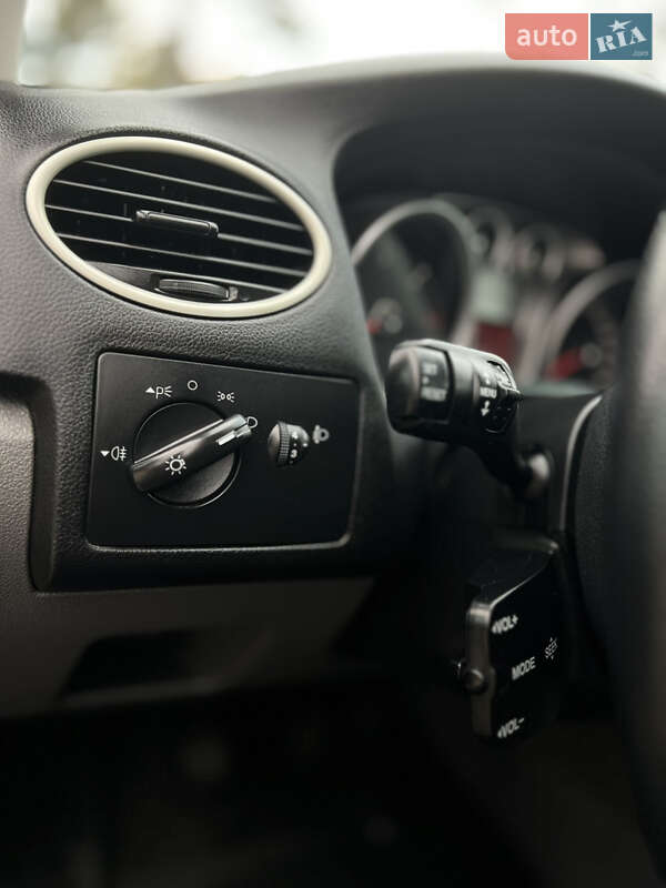 Универсал Ford Focus 2008 в Сторожинце