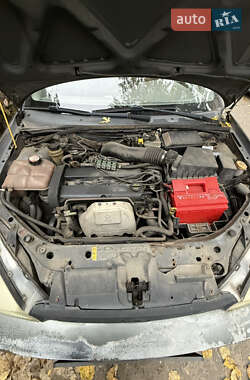 Седан Ford Focus 2002 в Києві