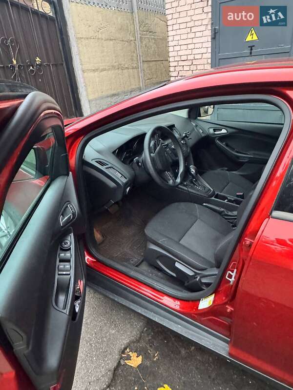 Седан Ford Focus 2017 в Киеве фото 9 Седан Ford Focus 2017 в Киеве