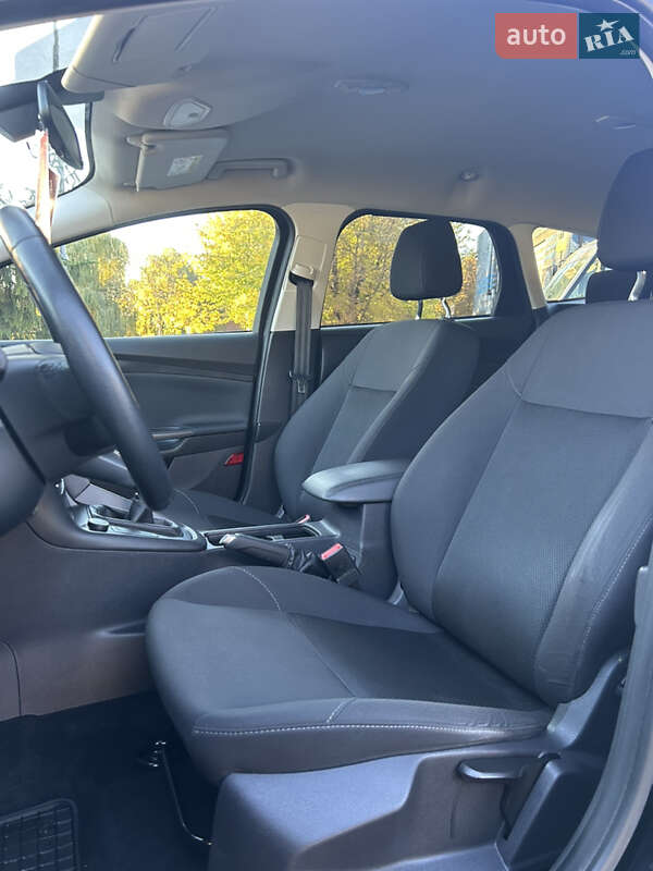 Универсал Ford Focus 2016 в Луцке фото 8 Универсал Ford Focus 2016 в Луцке
