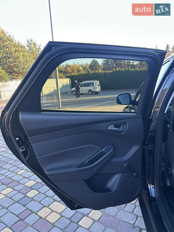 Универсал Ford Focus 2016 в Луцке фото 12 Универсал Ford Focus 2016 в Луцке