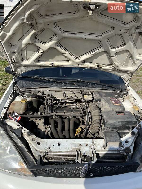 Хэтчбек Ford Focus 2004 в Кременчуге