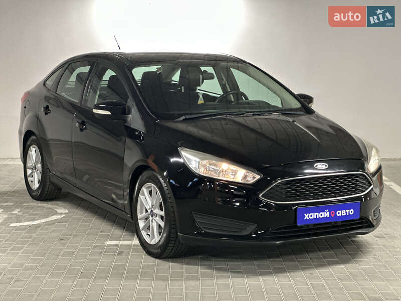 Седан Ford Focus 2018 в Киеве фото 3 Седан Ford Focus 2018 в Киеве