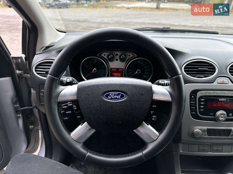 Універсал Ford Focus 2010 в Луцьку фото 15 Універсал Ford Focus 2010 в Луцьку