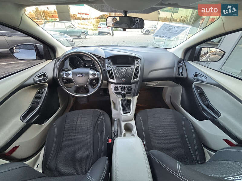 Хетчбек Ford Focus 2012 в Полтаві фото 17 Хетчбек Ford Focus 2012 в Полтаві
