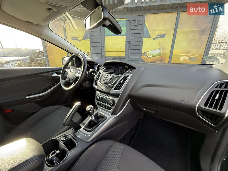 Универсал Ford Focus 2013 в Стрые фото 32 Универсал Ford Focus 2013 в Стрые