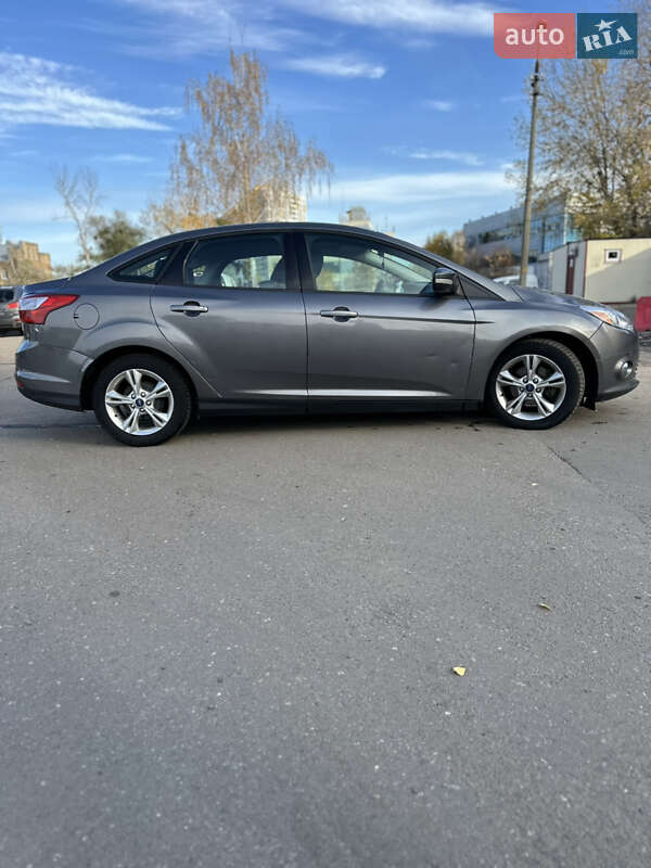 Седан Ford Focus 2013 в Киеве