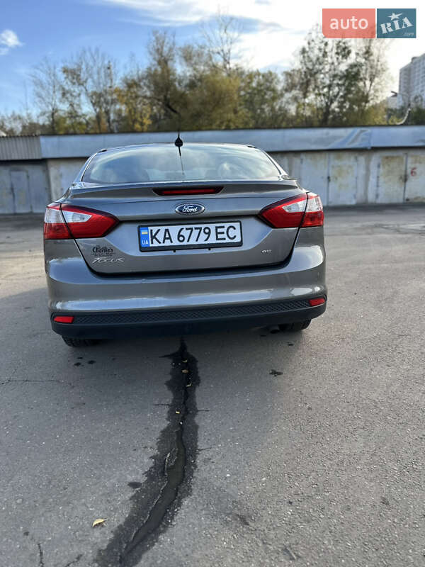 Седан Ford Focus 2013 в Киеве