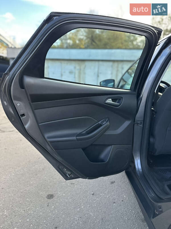 Седан Ford Focus 2013 в Киеве