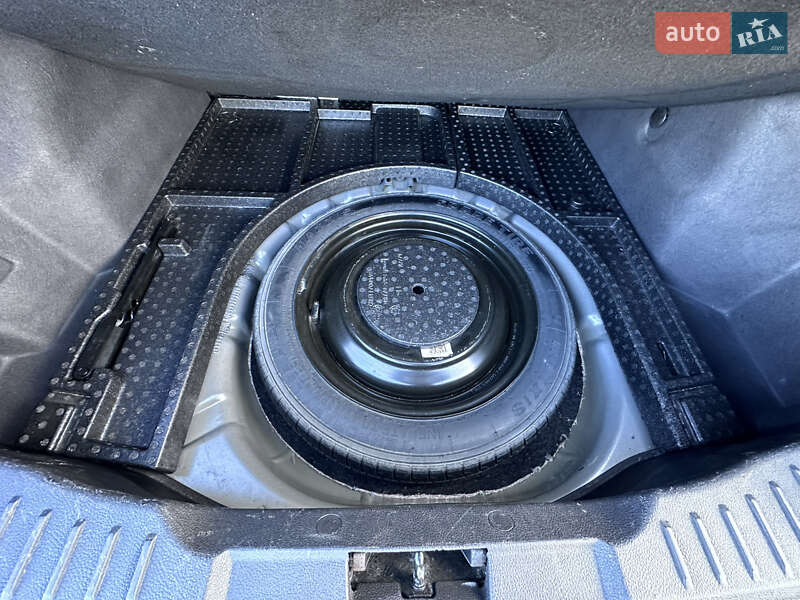 Седан Ford Focus 2013 в Киеве