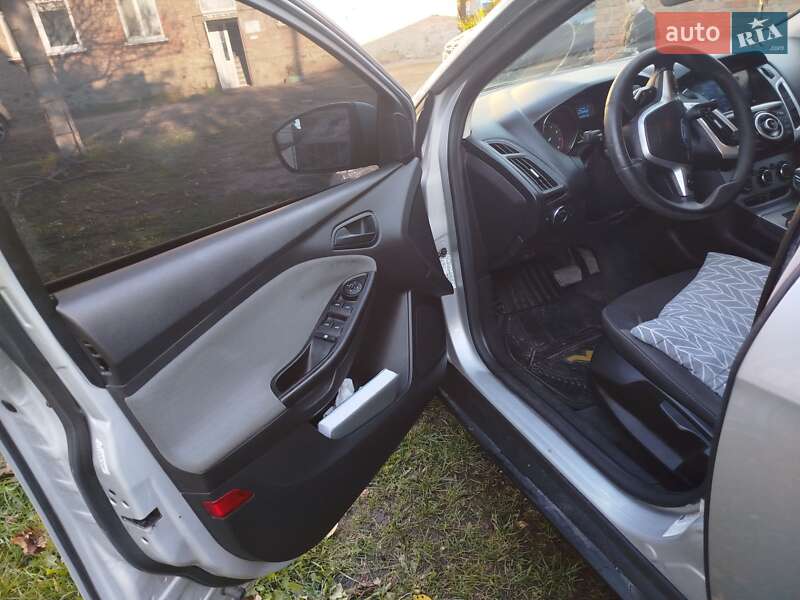 Седан Ford Focus 2011 в Казатине фото 14 Седан Ford Focus 2011 в Казатине