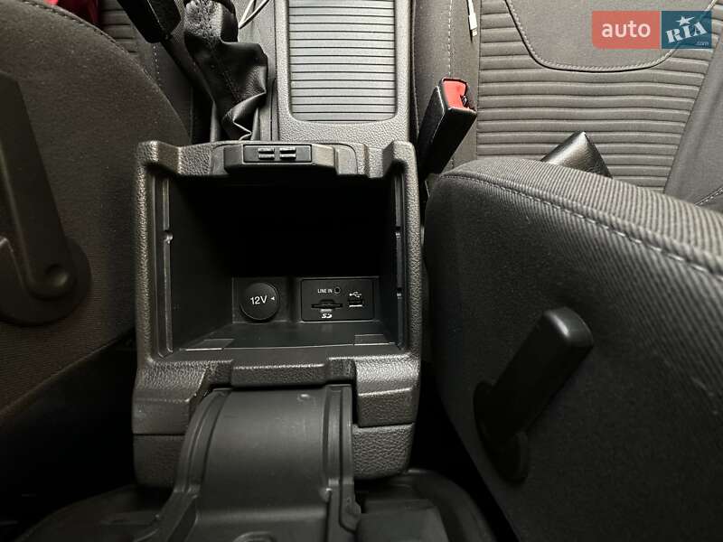 Универсал Ford Focus 2015 в Черновцах фото 22 Универсал Ford Focus 2015 в Черновцах