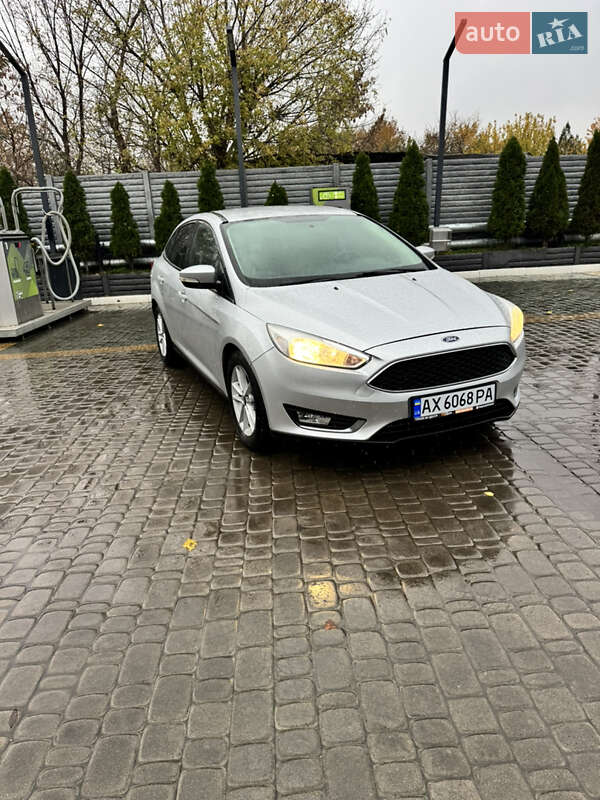 Седан Ford Focus 2017 в Харькове фото 4 Седан Ford Focus 2017 в Харькове