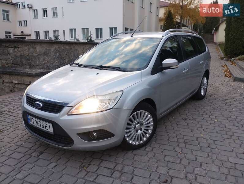 Ford Focus 2010 Ford Focus 2010