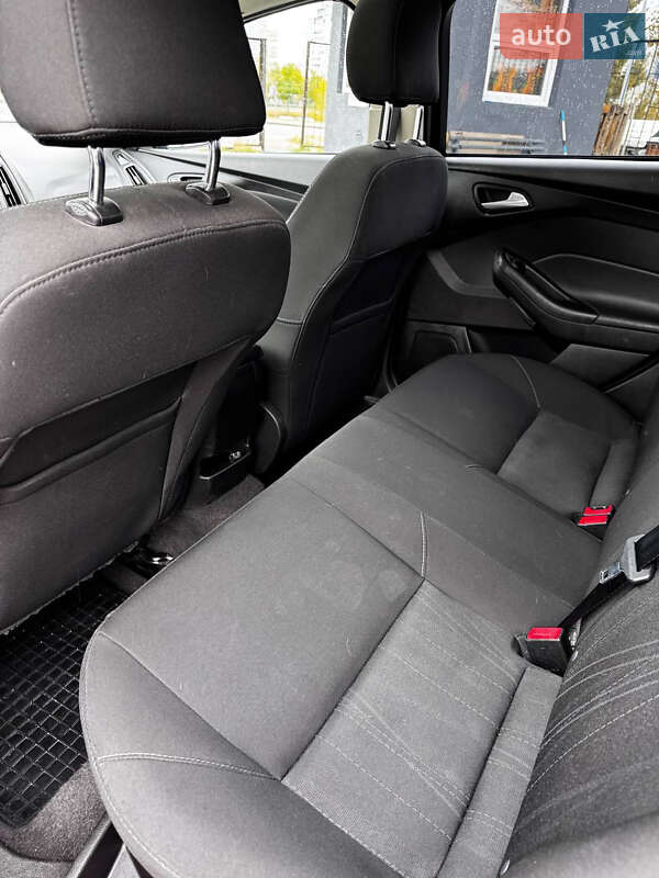 Седан Ford Focus 2016 в Києві фото 9 Седан Ford Focus 2016 в Києві