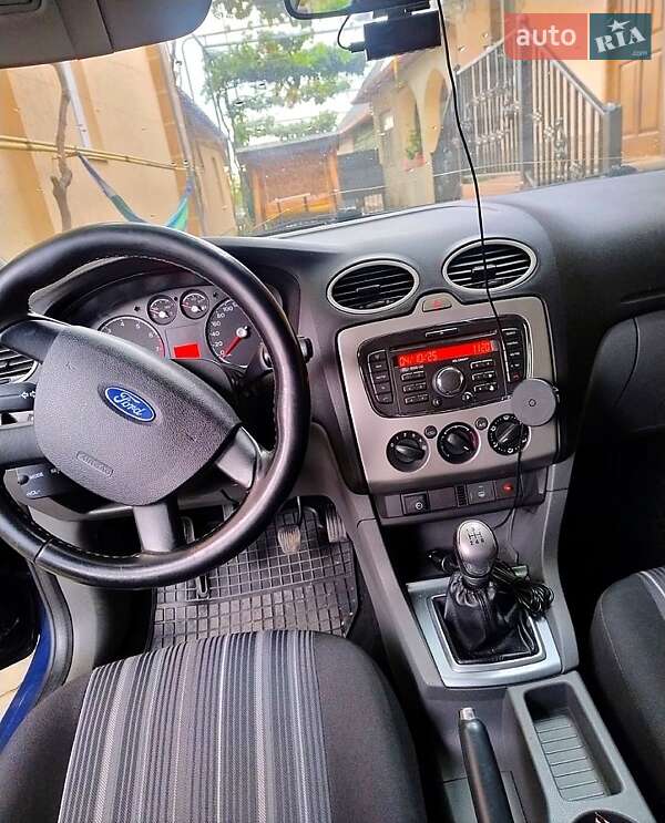 Хетчбек Ford Focus 2010 в Мукачевому фото 4 Хетчбек Ford Focus 2010 в Мукачевому