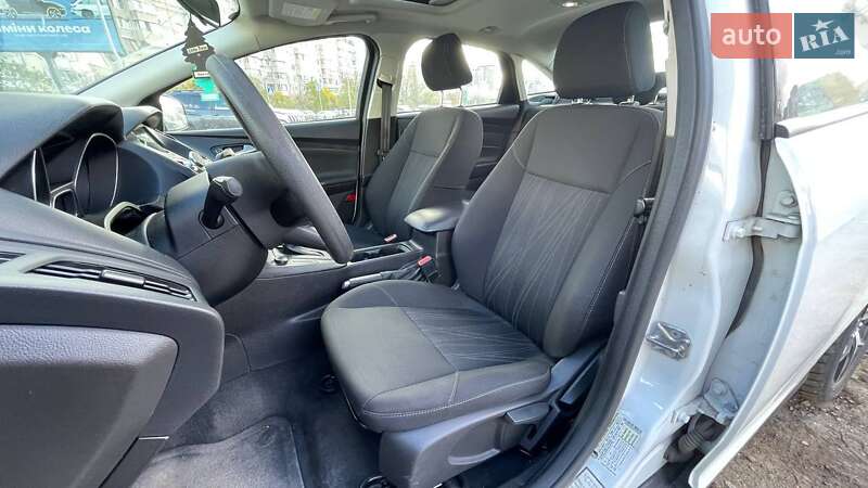 Седан Ford Focus 2017 в Киеве фото 9 Седан Ford Focus 2017 в Киеве
