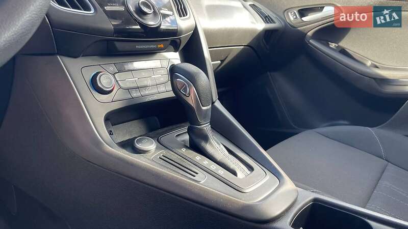 Седан Ford Focus 2017 в Киеве фото 23 Седан Ford Focus 2017 в Киеве