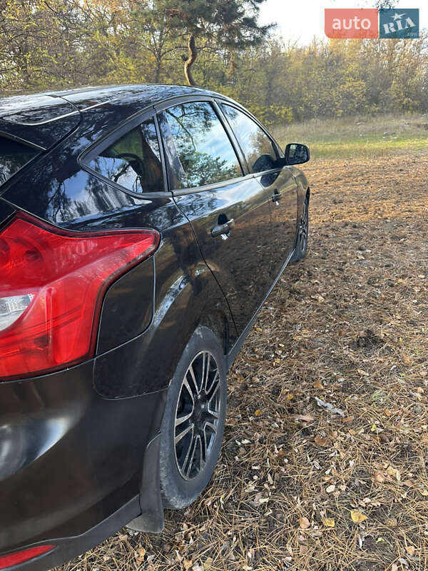 Хэтчбек Ford Focus 2011 в Днепре