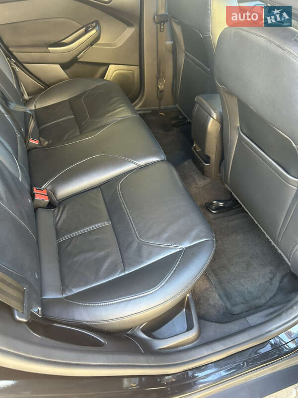 Хетчбек Ford Focus 2015 в Львові фото 35 Хетчбек Ford Focus 2015 в Львові