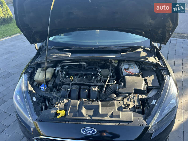 Хетчбек Ford Focus 2015 в Львові фото 52 Хетчбек Ford Focus 2015 в Львові