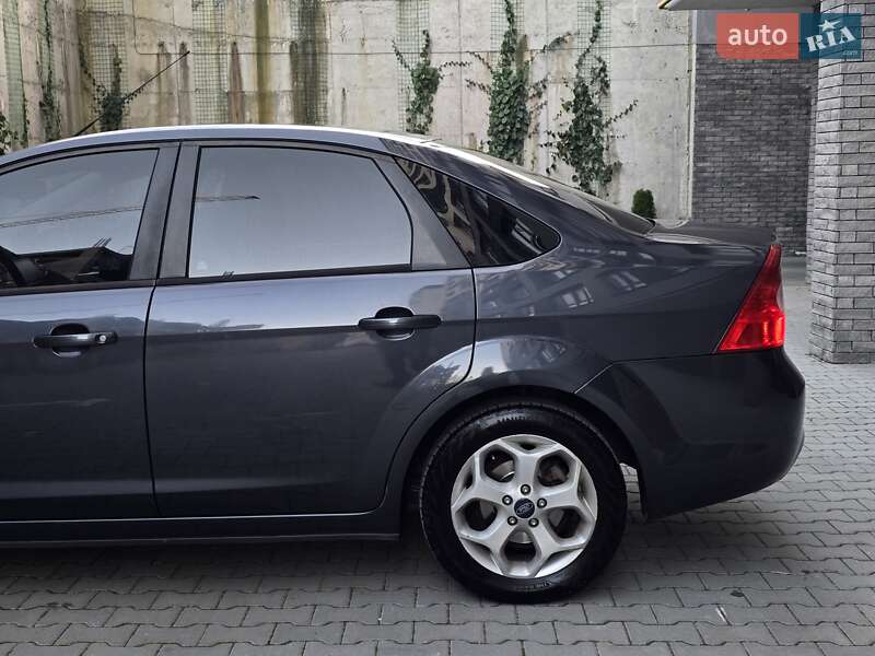 Седан Ford Focus 2010 в Хмельницькому фото 21 Седан Ford Focus 2010 в Хмельницькому