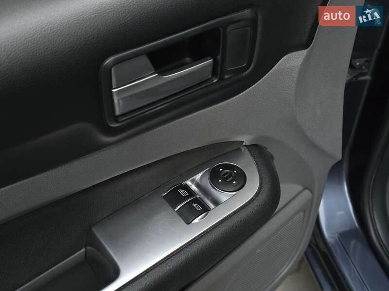 Седан Ford Focus 2010 в Хмельницькому фото 36 Седан Ford Focus 2010 в Хмельницькому