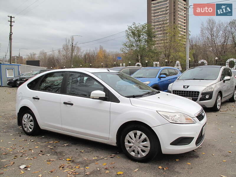 Хетчбек Ford Focus 2011 в Києві фото 4 Хетчбек Ford Focus 2011 в Києві