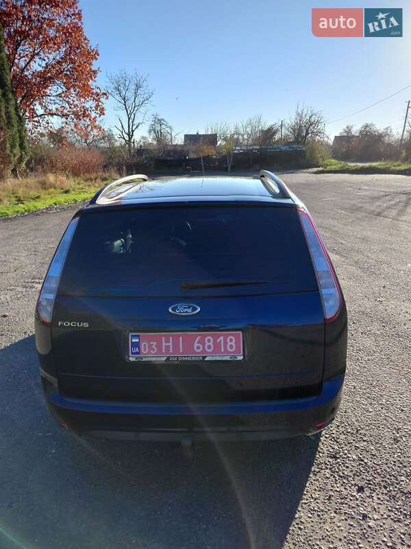 Универсал Ford Focus 2010 в Львове