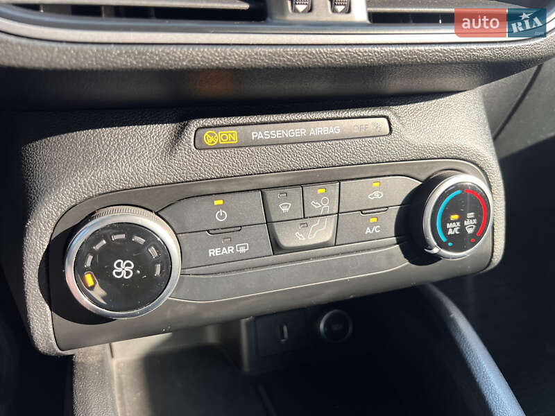 Хэтчбек Ford Focus 2019 в Киеве