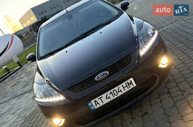 Хэтчбек Ford Focus 2010 в Калуше