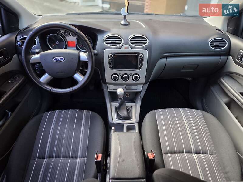 Універсал Ford Focus 2009 в Чернівцях фото 13 Універсал Ford Focus 2009 в Чернівцях