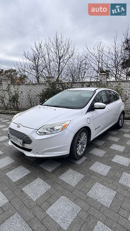 Хетчбек Ford Focus 2014 в Житомирі фото 2 Хетчбек Ford Focus 2014 в Житомирі