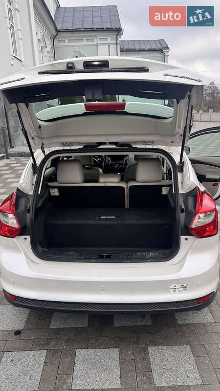 Хетчбек Ford Focus 2014 в Житомирі фото 8 Хетчбек Ford Focus 2014 в Житомирі