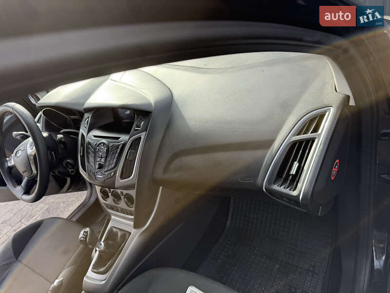 Універсал Ford Focus 2011 в Долині