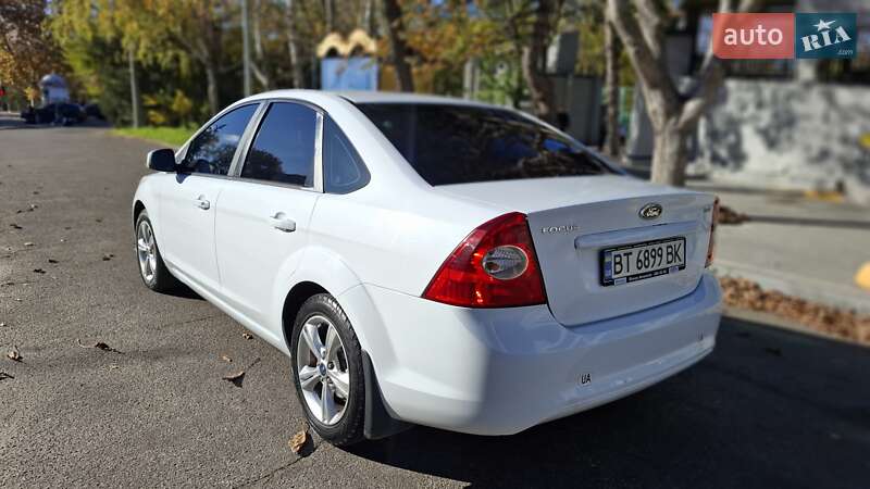 Седан Ford Focus 2011 в Одесі