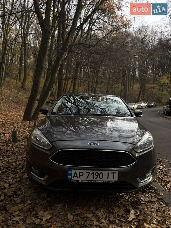 Седан Ford Focus 2016 в Киеве