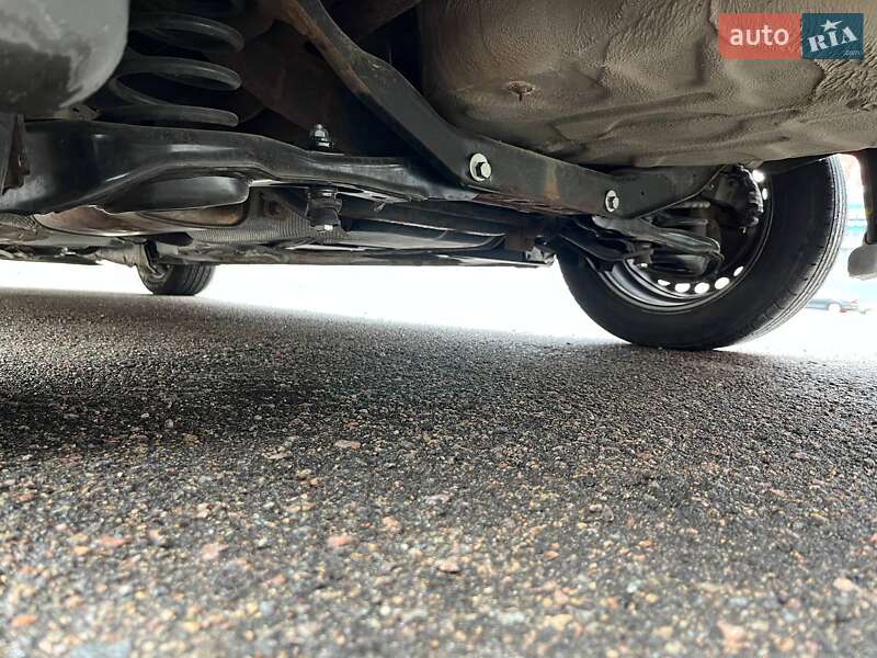 Хетчбек Ford Focus 2011 в Києві фото 3 Хетчбек Ford Focus 2011 в Києві