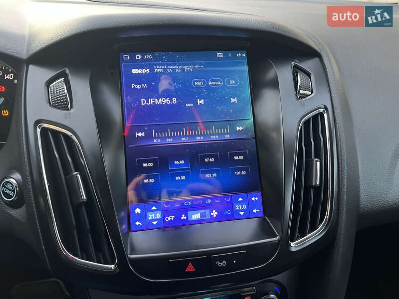 Универсал Ford Focus 2011 в Вишневом фото 30 Универсал Ford Focus 2011 в Вишневом