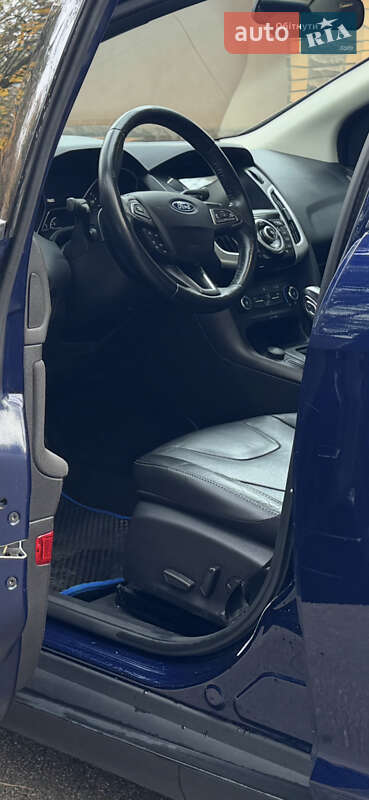 Седан Ford Focus 2016 в Чернигове